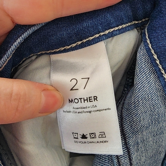 MOTHER Squeeze It The Mid-Rise Dazzler Crop Fray 27 - Picture 8 of 11